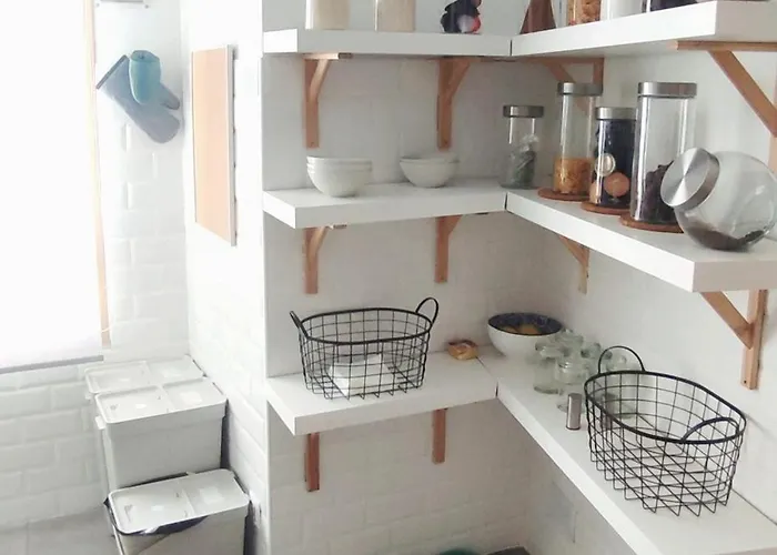 Peregrine Penthouse Apartament *